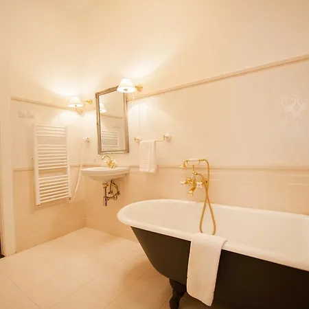 Your Private Palace By Ruterra * Prag