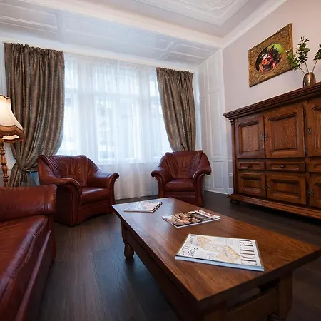 Your Private Palace By Ruterra * Prag