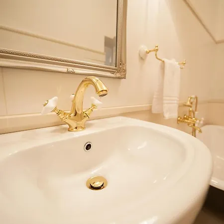 Your Private Palace By Ruterra Apartment Prag
